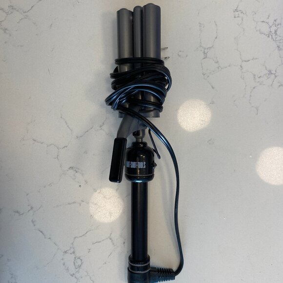 Triple Barrel Wave Curling Iron - Picture 8 of 8
